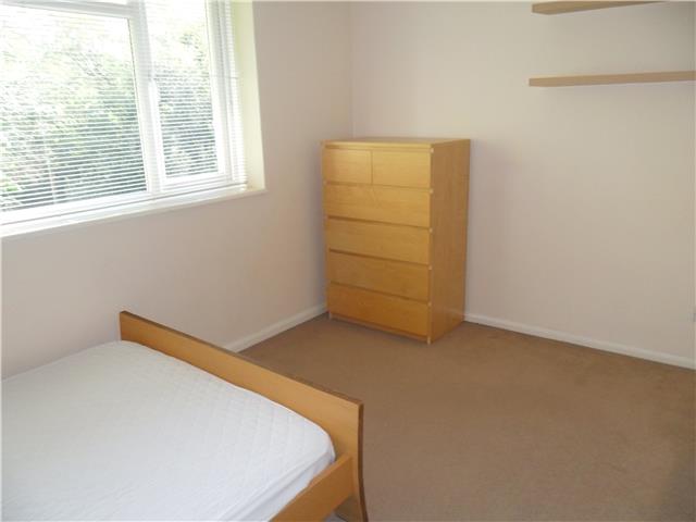  Image of 1 bedroom House Share to rent in Prince of Wales Avenue Reading RG30 at Prince of Wales Avenue, Reading, RG30